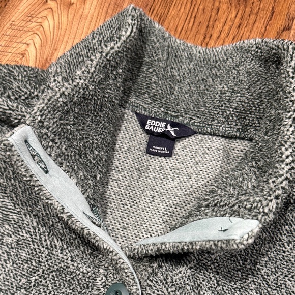 Women’s Eddie Bauer Green Fleece Sz L - Picture 2 of 4